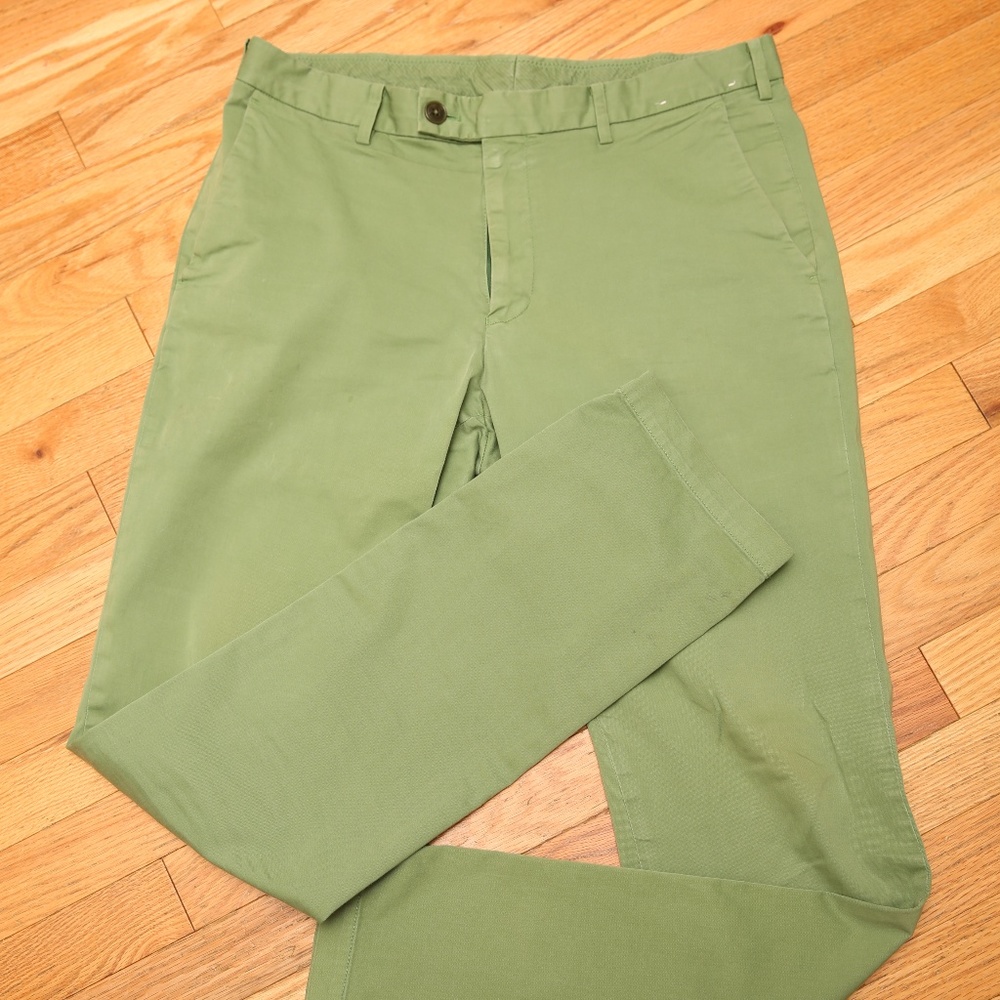 Men's UNIQLO Green Khakis